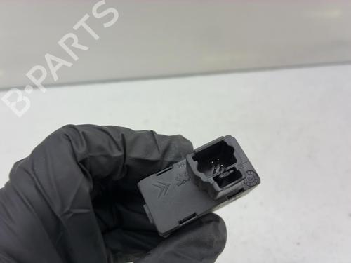 Right front window switch PEUGEOT 407 (6D_) 1.6 HDi 110 (6D9HZC, 6D9HYC) | BP39730557I26 - Image 4
