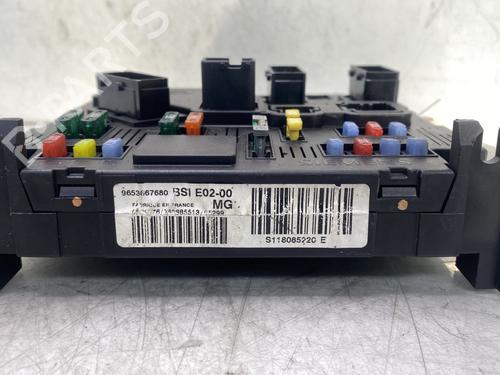 Used Fuse box Fuse box PEUGEOT 206 Hatchback (2A/C) 1.4 HDi eco 70 (68 hp) 34332898 34332898