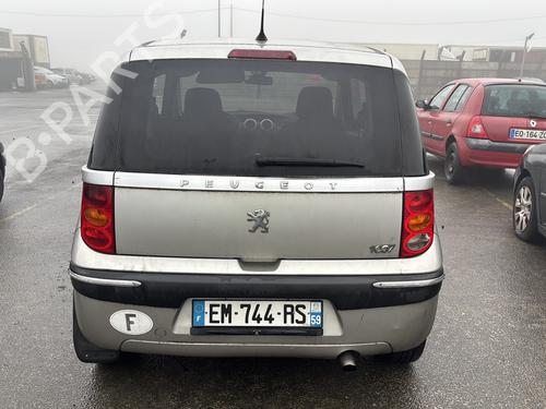Left headlight PEUGEOT 1007 (KM_) 1.4 HDi | BP23765398C28 - Image 10