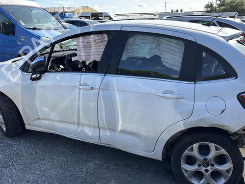 Right taillight CITROËN C3 II (SC_) 1.2 VTi 82 | BP33648460C35 - Image 4