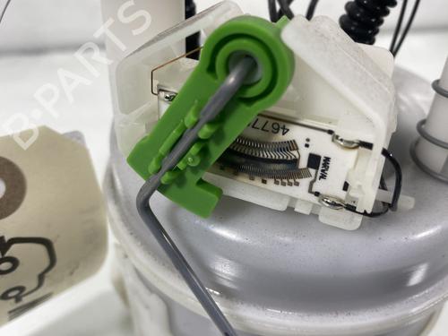 Used Fuel pump Fuel pump DACIA SANDERO III 1.0 SCe 65 (67 hp) 28094453 28094453