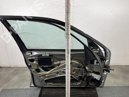 Left front door MERCEDES-BENZ E-CLASS (W210) E 220 CDI (210.006) | BP29028020C2 