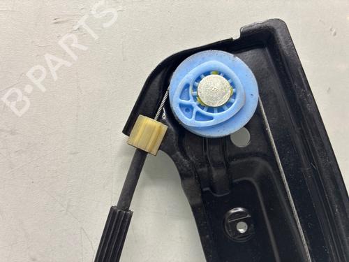 Used Front right window mechanism Front right window mechanism 39107752 39107752