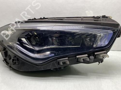 Right headlight MERCEDES-BENZ CLA Shooting Brake (X118) CLA 180 d (118.603) | BP20689410C29 