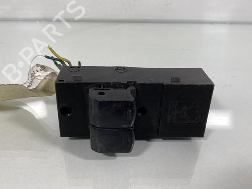 Used Left front window switch NISSAN MICRA III (K12) 1.5 dCi (65 hp) 20018291