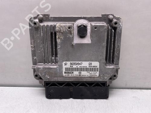 Used Engine control unit (ECU) CHEVROLET CAPTIVA (C100, C140) 2.0 D (126 hp) 29724799