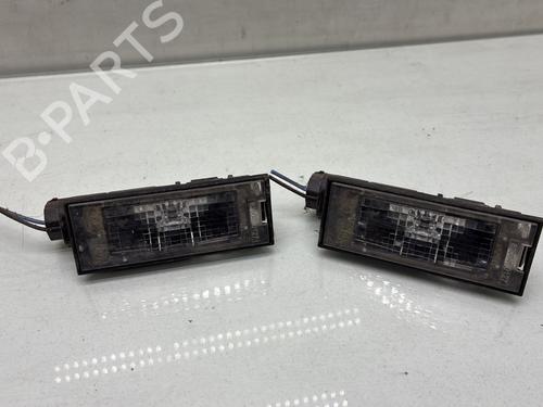 Nummerpladelys Nummerpladelys RENAULT CLIO III (BR0/1, CR0/1) 1.2 16V (BR02, BR0J, BR11, CR02, CR0J, CR11) (75 hp) 33711306 33711306