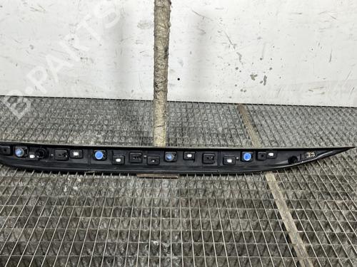 Dørliste PEUGEOT 2008 I (CU_) 1.6 BlueHDi 120 | BP32250043C150