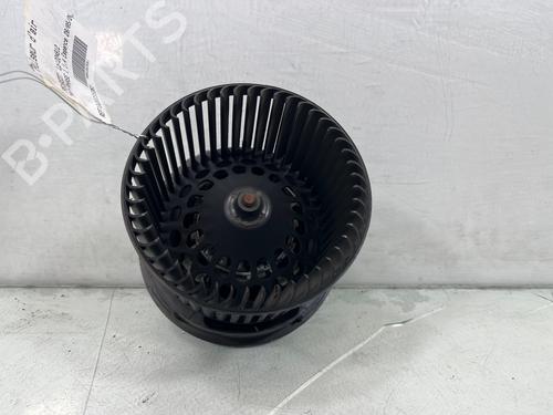 Used Heater blower motor Heater blower motor PEUGEOT 207 (WA_, WC_) 1.4 (73 hp) 34173735 34173735