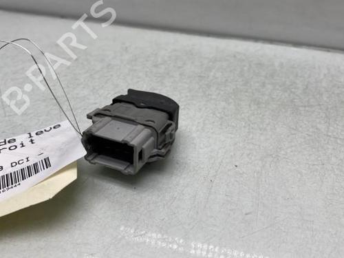 Right front window switch RENAULT SCÉNIC II (JM0/1_) 1.9 dCi (JM0G, JM12, JM1G, JM2C) | BP20184058I26 