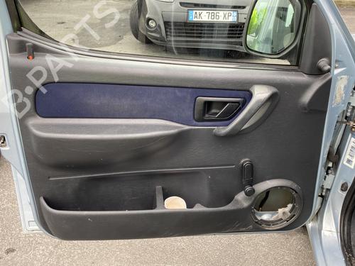 Fuse box PEUGEOT PARTNER MPV (5_, G_) 1.6 HDi 75 | BP26743175E1 - Image 25