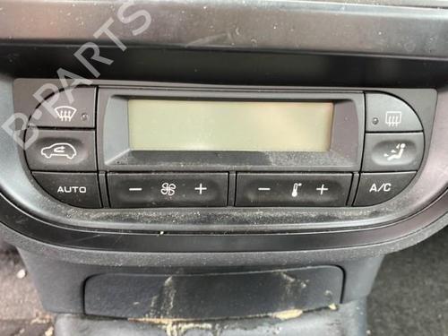 Fuse box CITROËN C3 I (FC_, FN_) 1.4 HDi | BP26527808E1 