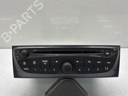 Used Radio RENAULT CLIO III (BR0/1, CR0/1) 1.5 dCi (C/BR0G, C/BR1G) (68 hp) 30777950