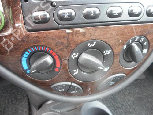 Right front indicator FORD FOCUS I (DAW, DBW)  | BP21951716C33 