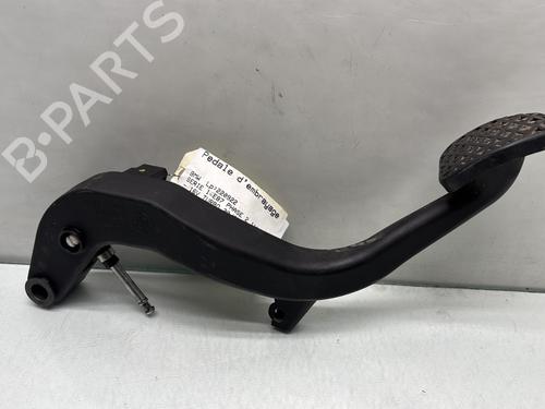 clutch-pedal-bmw-1-e87-2003-2004-2005-2006-2007-2008-2009-2010-2011-2012-2013-28611335 main image