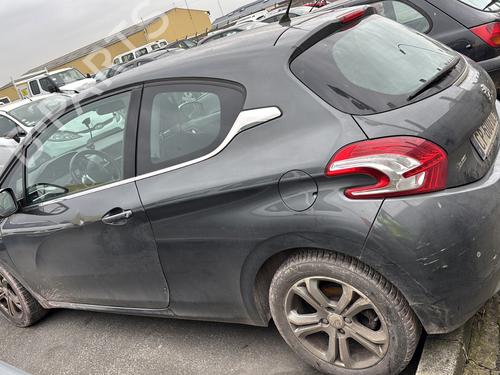 Left front fog light PEUGEOT 208 I (CA_, CC_) 1.6 HDi | BP30751380C30 