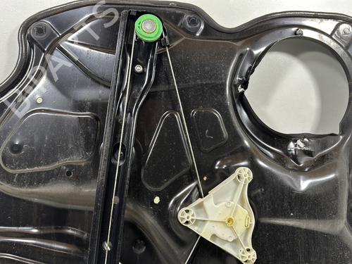 Rudehejsemekanisme venstre bagtil VW PASSAT B7 (362) 2.0 TDI | BP29611864C24 