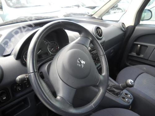 Left rear window switch PEUGEOT 1007 (KM_) 1.4 | BP19986272I29 - Image 9
