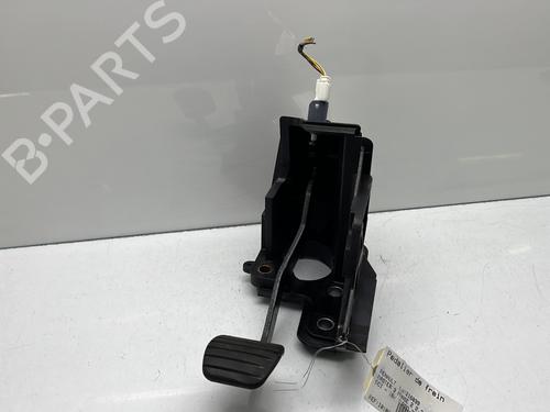 Bremspedal RENAULT MASTER III Bus (JV) 2.3 dCi 145 FWD (JV0F, JV0S, JV0T) 360902888R
