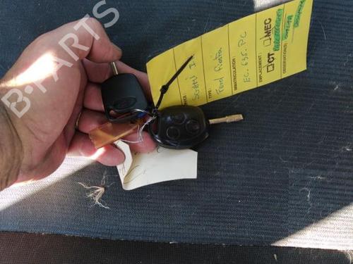 Right headlight FORD FIESTA V (JH_, JD_) 1.4 16V | BP23001239C29 