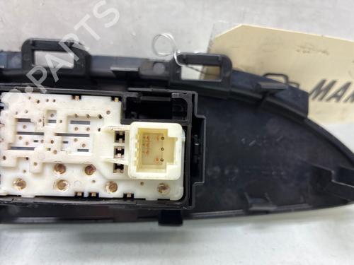Used Left rear window switch Left rear window switch 38230588 38230588