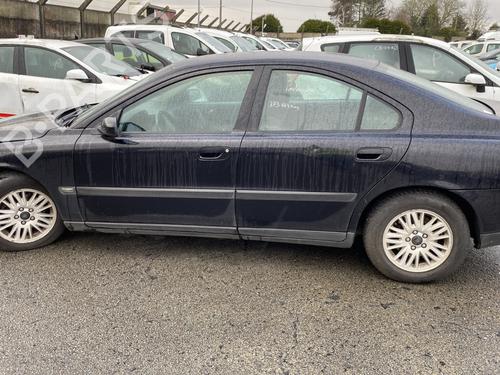 Used Parts VOLVO S60 I (384) 2.4 D 4403436