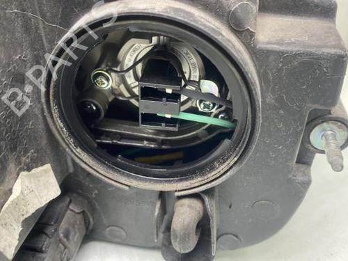 Left headlight HYUNDAI SANTA FÉ II (CM) 2.2 CRDi 4x4 | BP22348430C28 