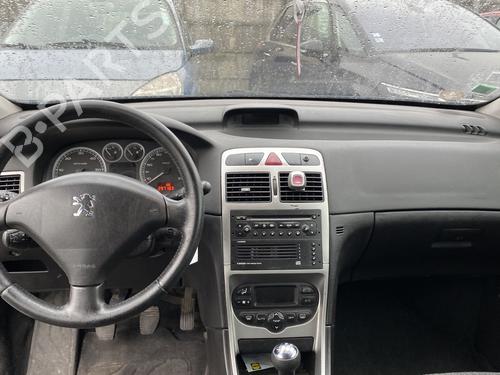 Left mirror PEUGEOT 307 (3A/C) 2.0 HDi 110 | BP26495523C26 