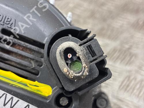 alternator-audi-a4-b8-avant-8k5-2007-2008-2009-2010-2011-2012-2013-2014-2015-2016-2017-37637494 main image