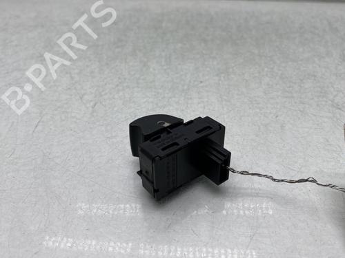 Used Right rear window switch BMW 5 Touring (E61) 525 d (163 hp) 20659964