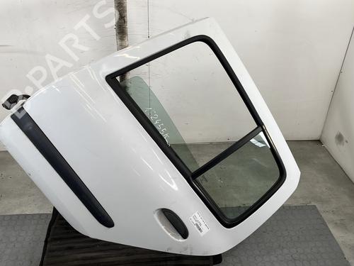 left-rear-door-renault-clio-ii-bb_-cb_-1998-1999-2000-2001-2002-2003-2004-2005-2006-2007-2008-2009-2010-2011-2012-2013-2014-2015-2016-32263896 main image