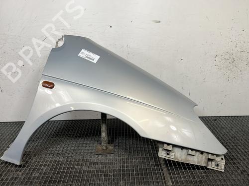 Used Right front fenders RENAULT SCÉNIC I MPV (JA0/1_, FA0_) 1.9 dTi (JA0N) (98 hp) 31064394