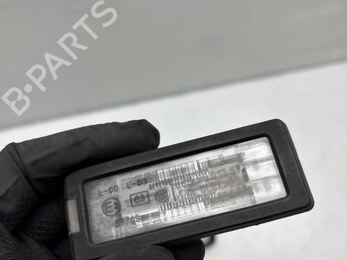 Éclairage de plaque d'immatriculation RENAULT CAPTUR I (J5_, H5_) 1.5 dCi 90 (J5N4, J5M5, J5MW, J5M6, J5AL, J5AJ) | BP30864045I40