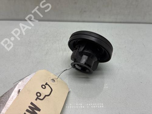 Used Fuel cap Fuel cap 37498360 37498360