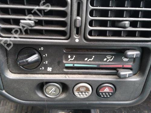 Left front door PEUGEOT 106 II (1A_, 1C_) 1.0 i | BP28015886C2 
