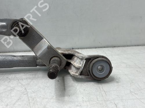 Used Front wiper motor Front wiper motor RENAULT MEGANE IV Grandtour (K9A/M/N_) 1.5 dCi 110 (110 hp) 33681733 33681733