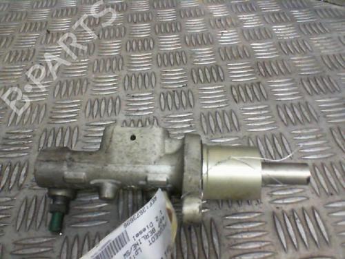 Used Brake master cylinder PEUGEOT 407 SW (6E_, 6D_) 2.0 HDi 135 (136 hp) 19987343