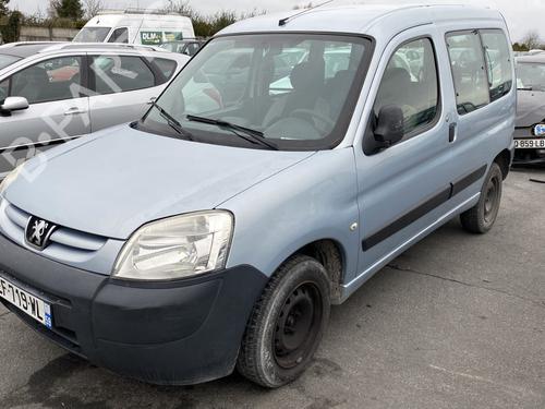 Fuse box PEUGEOT PARTNER MPV (5_, G_) 1.6 HDi 75 | BP26743175E1 - Image 21