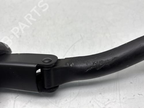 Front windshield wiper arm VOLVO S60 I (384) 2.4 | BP29413344C143 