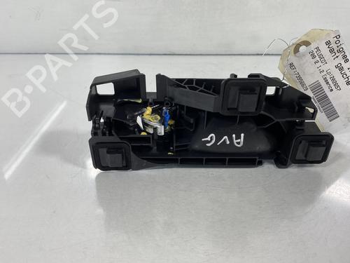 Used Front left interior door handle Front left interior door handle PEUGEOT 208 II (UB_, UP_, UW_, UJ_) 1.2 PureTech 100 (101 hp) 19955614 19955614