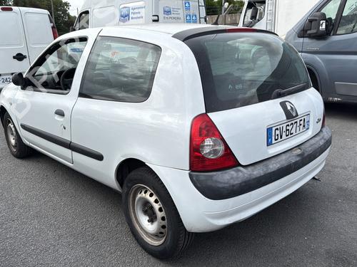 Left front fenders RENAULT CLIO II (BB_, CB_) 1.5 dCi (B/CB07) | BP30878480C41 