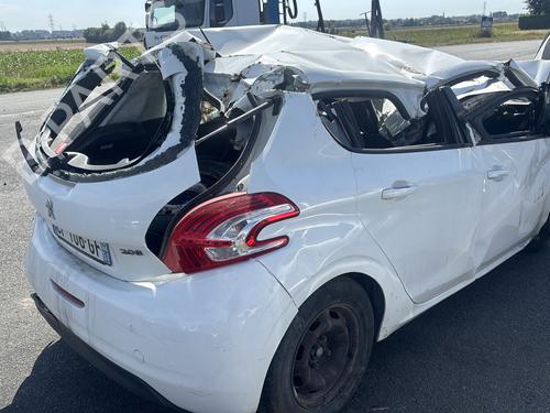Front left quarter glass PEUGEOT 208 I (CA_, CC_) 1.4 HDi | BP29272198C111 