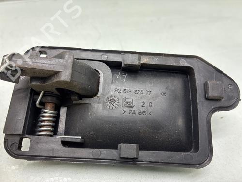 Used Front left interior door handle Front left interior door handle PEUGEOT 106 II (1A_, 1C_) 1.1 i (60 hp) 35987601 35987601