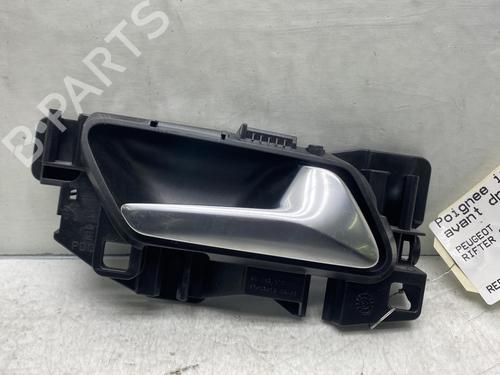 Used Front right interior door handle Front right interior door handle PEUGEOT RIFTER 1.5 BlueHDi 100 (102 hp) 19952983 19952983