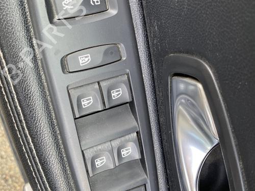 Advarselskontakt RENAULT LATITUDE (L70_) 2.0 dCi 150 (L70H) | BP24427825I22 - Image 12