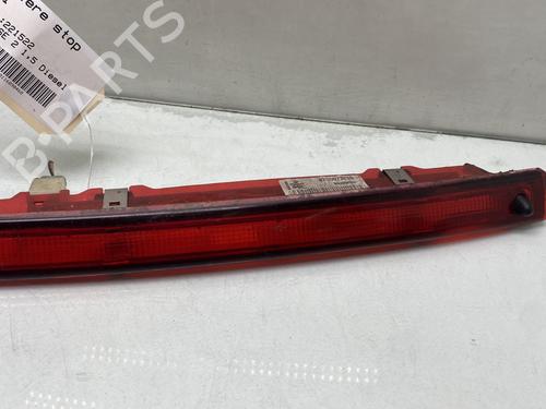 Used Third brake light RENAULT SCÉNIC II (JM0/1_) 1.5 dCi (JM1E, JM16) (106 hp) 31300797