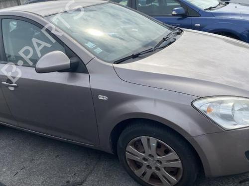 Left sun visor KIA CEE'D Hatchback (ED) 1.6 CRDi 90 | BP21963052I1 - Image 35