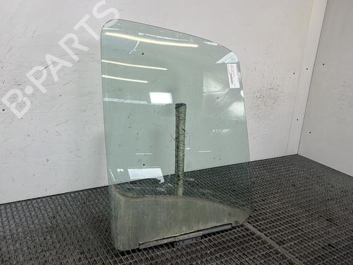 Vitre porte avant droite IVECO DAILY III Platform/Chassis 35 S 11,35 C 11 (A2FC13AA, A6FBU4AB, A2NB14A1, A2ND13A1,... | BP29759478C19 
