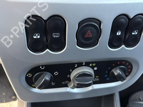 Front right door window DACIA SANDERO 1.4 (BS0C, BS0A, BS0G, BS1F, BS0E) | BP29141817C19 