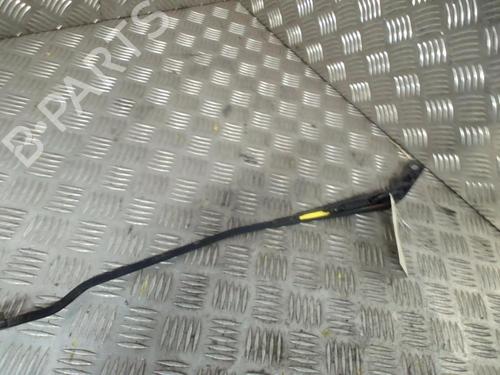 Used Front windshield wiper arm Front windshield wiper arm VW GOLF III Cabriolet (1E7) 1.9 TDI (110 hp) 27153304 27153304